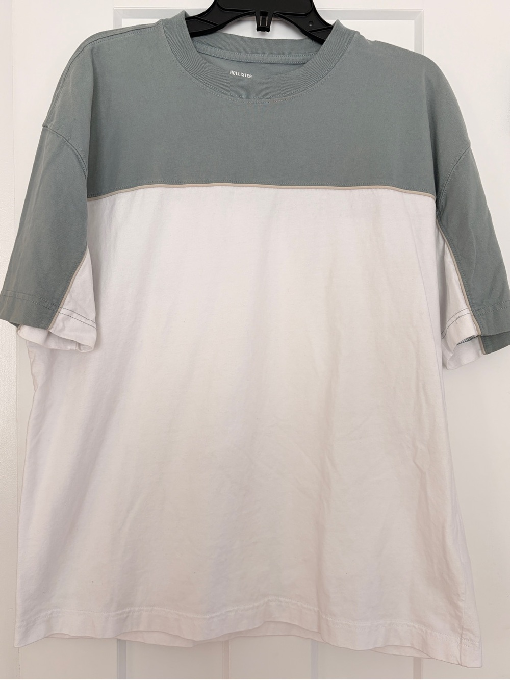 Hollister Two-Tone Crew Tee — Sage Green & White